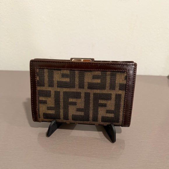 Fendi Logo Wallet in Brown and Black - Picture 2 of 11